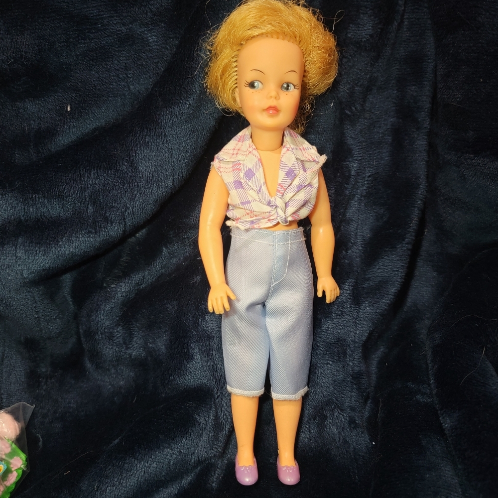 *VINTAGE* 70s IDEAL Tammy Doll (Redressed In VTG clothes)